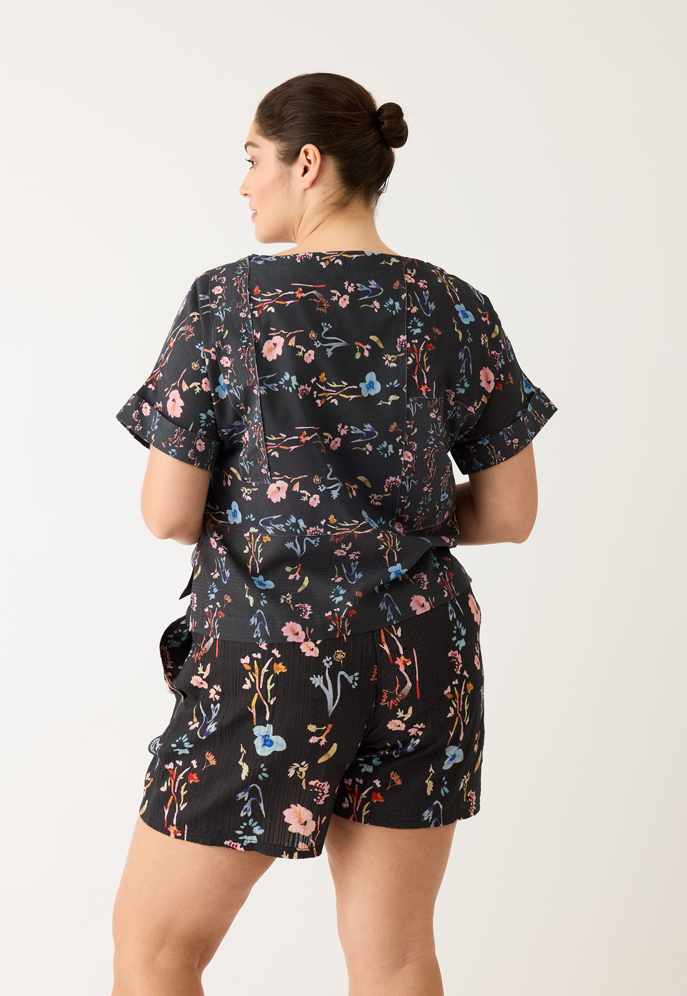 Iris Short