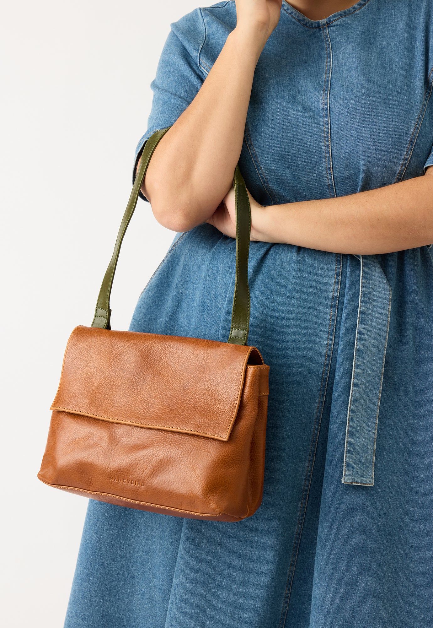 Line Shoulder Bag