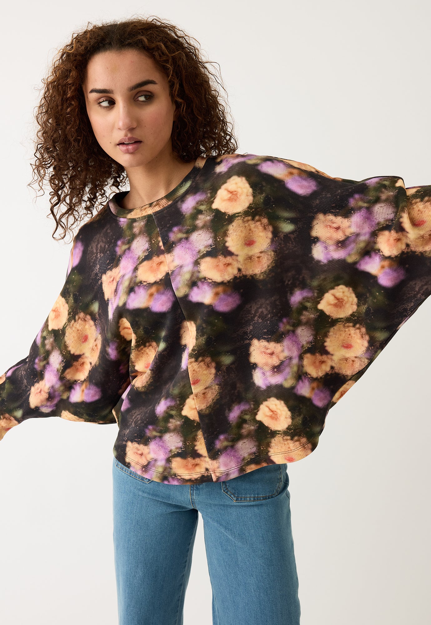 Dahlia Batwing Sweat