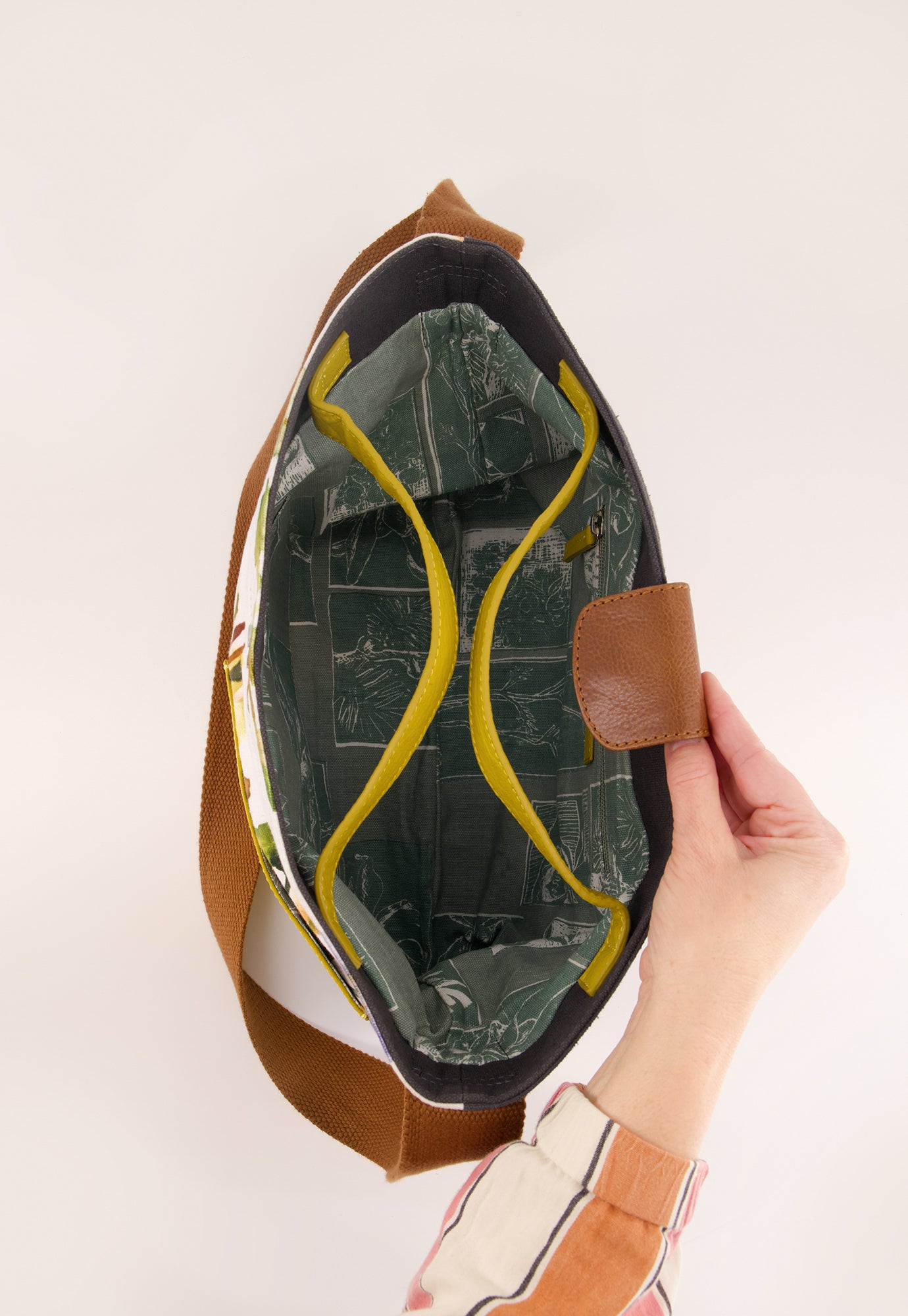 Assemble Tote