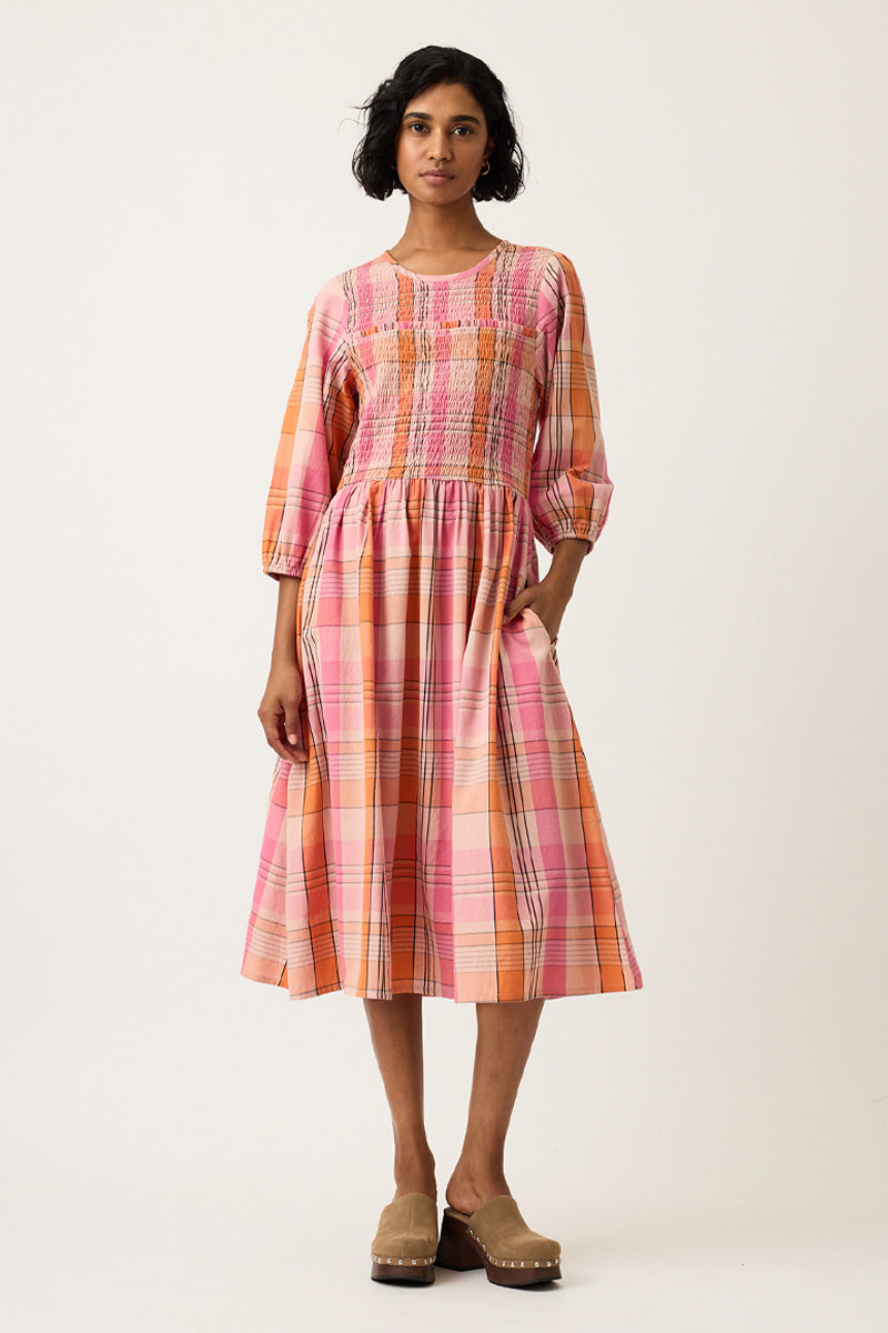 Size Fit Image Right