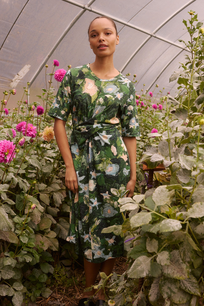 Size Fit Image Right