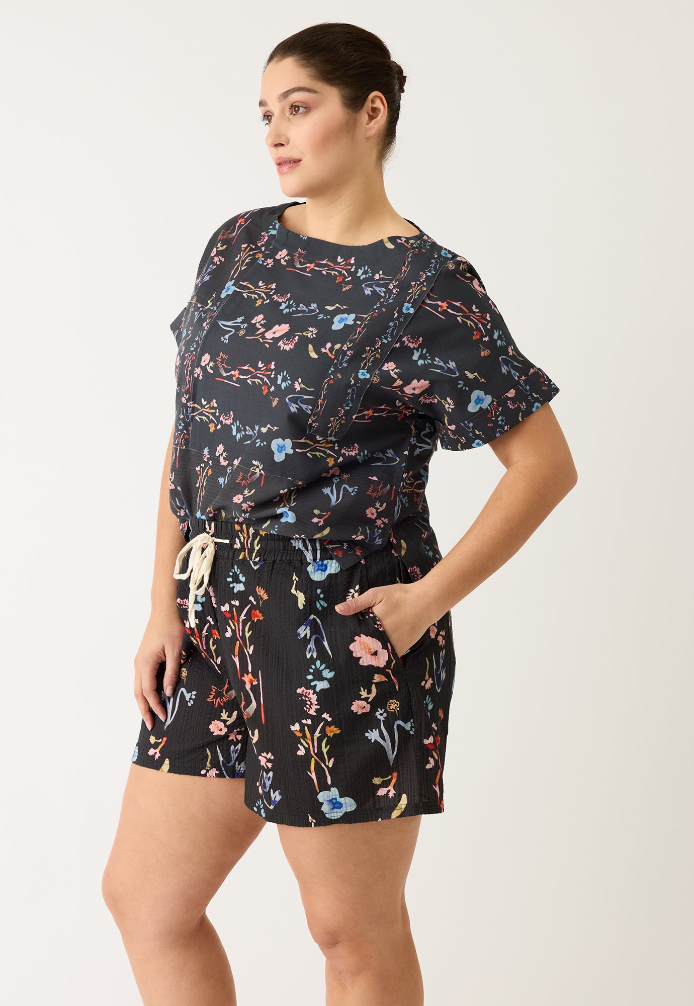 Iris Short