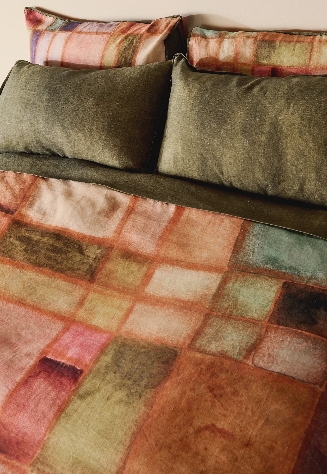 Bed Cover - Glass Panes