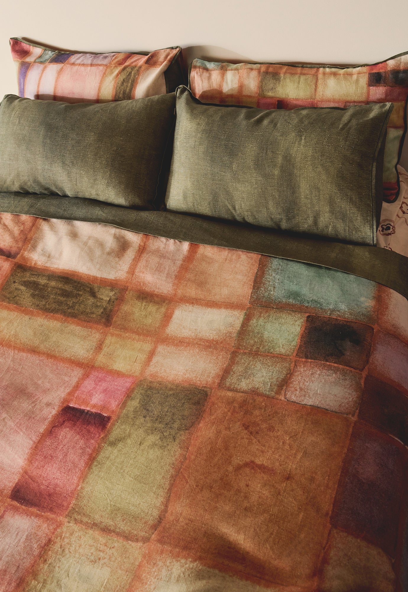 Bed Cover - Glass Panes