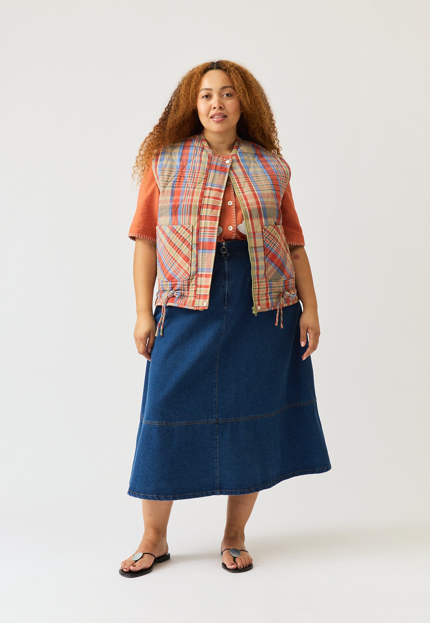Nia Vest