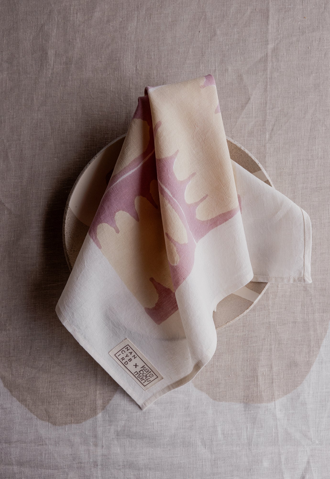 Tablecloth and Napkin Set - Formations
