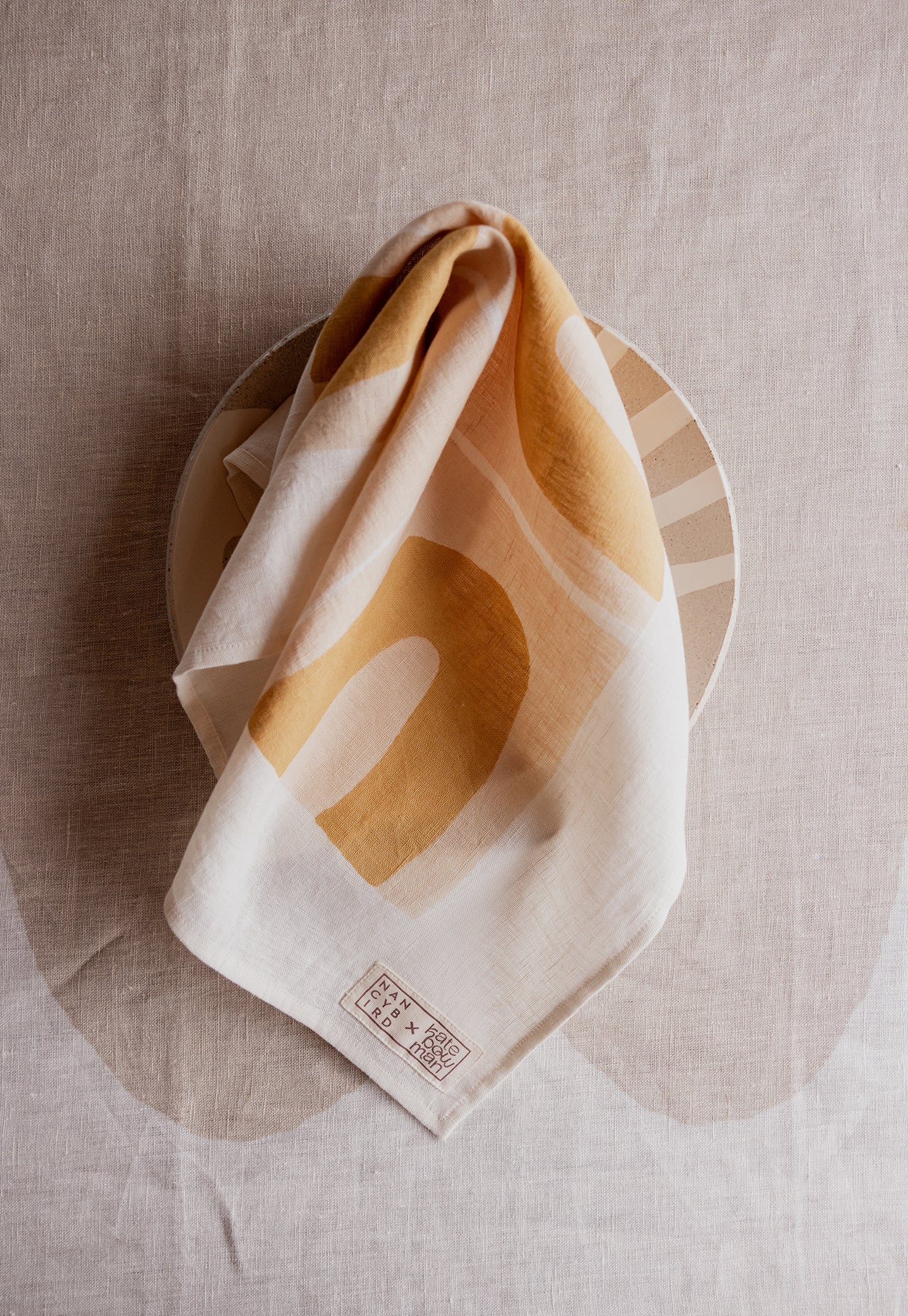 Tablecloth and Napkin Set - Formations