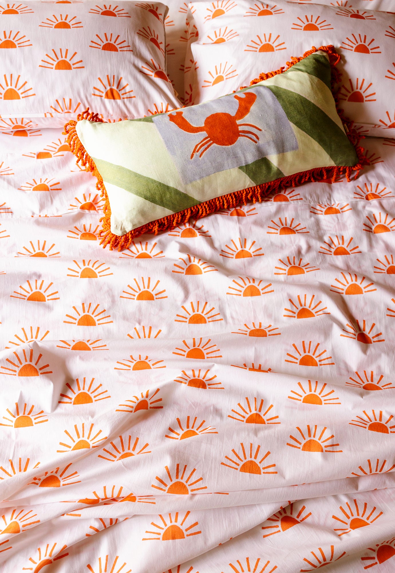 Crab Linen Long Cushion