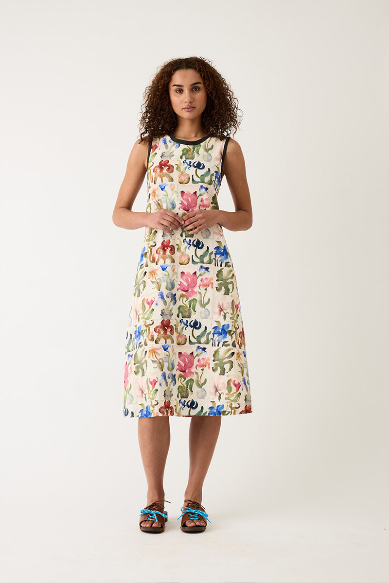 Size Fit Image Right