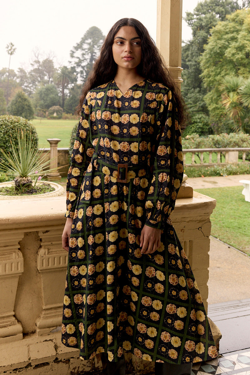Size Fit Image Right