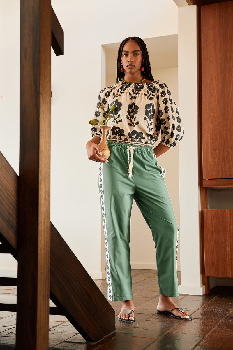Size Fit Image Right