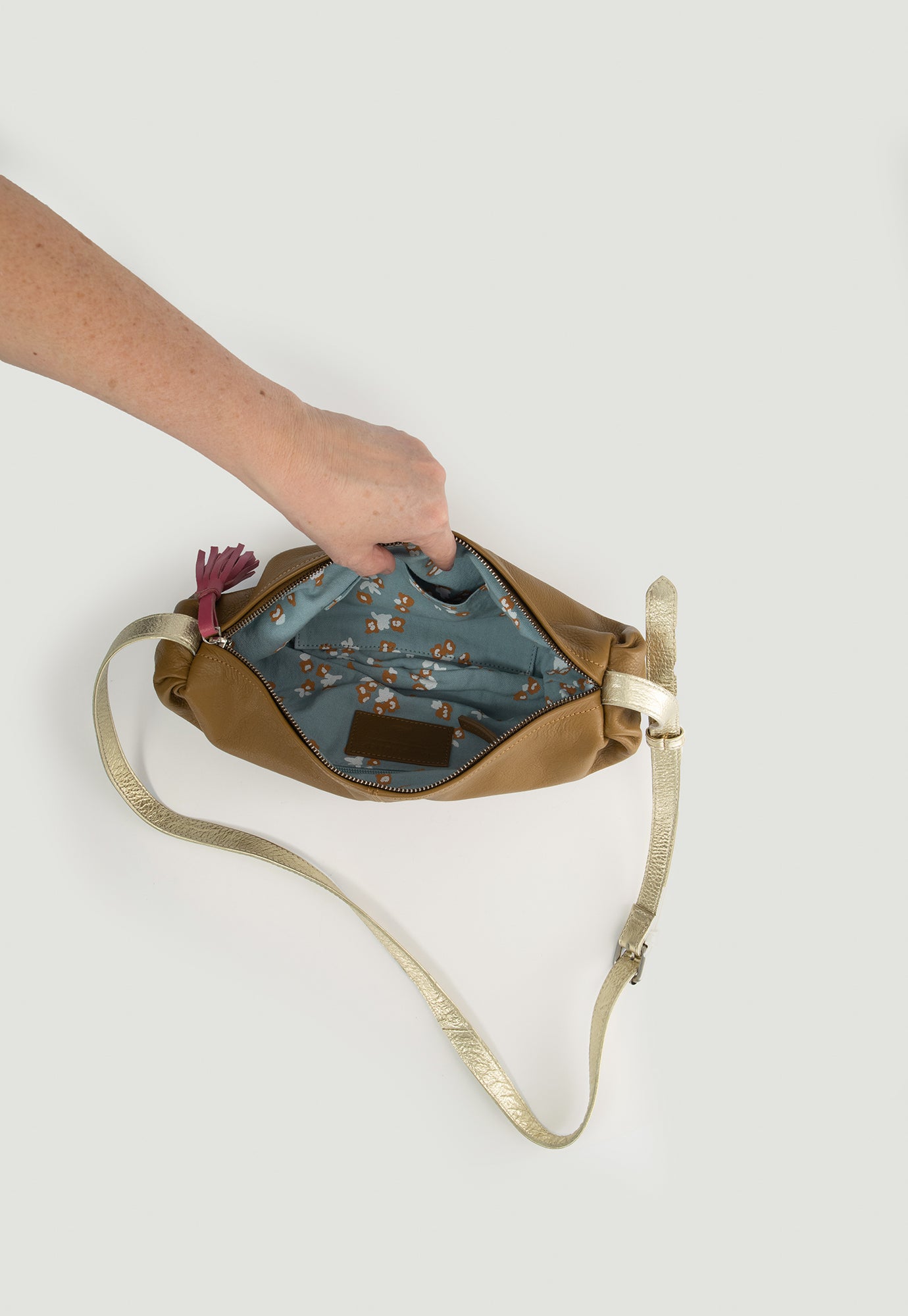 Pepper Sling Bag